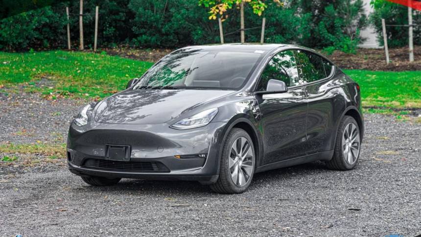 2021 Tesla Model Y 5YJYGDEE2MF200511