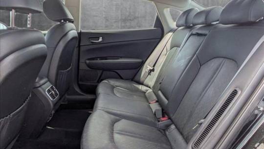 2019 Kia Optima - Images - 16