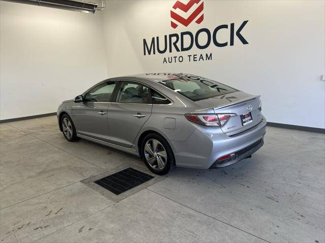 2017 Hyundai Sonata Plug-in Hybrid - Images - 3