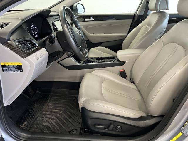 2017 Hyundai Sonata Plug-in Hybrid - Images - 14