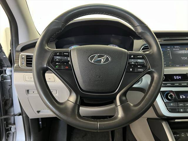 2017 Hyundai Sonata Plug-in Hybrid - Images - 17