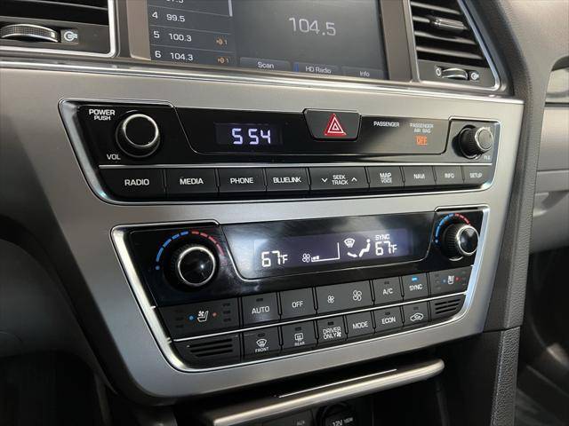 2017 Hyundai Sonata Plug-in Hybrid - Images - 22