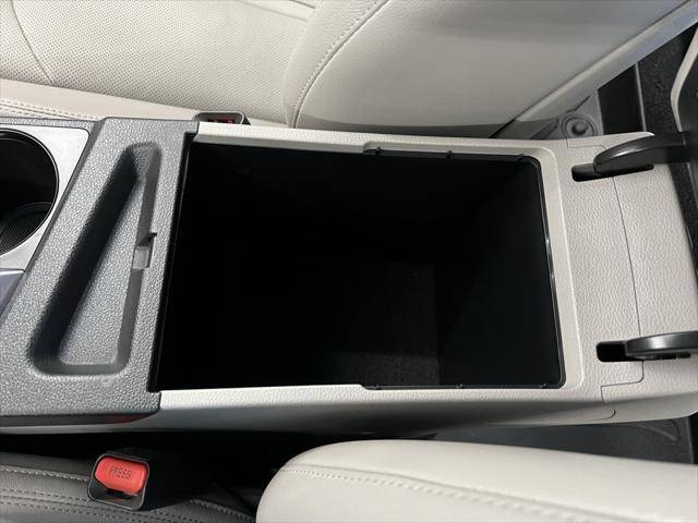 2017 Hyundai Sonata Plug-in Hybrid - Images - 25