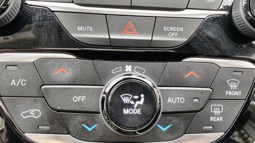 2022 Chrysler Pacifica 2C4RC1S76NR127489