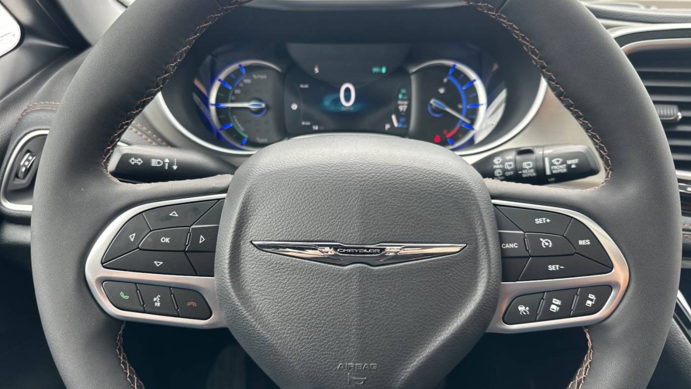 2025 Chrysler Pacifica 2C4RC1N73SR564051