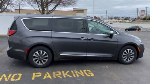 2022 Chrysler Pacifica 2C4RC1S76NR127489