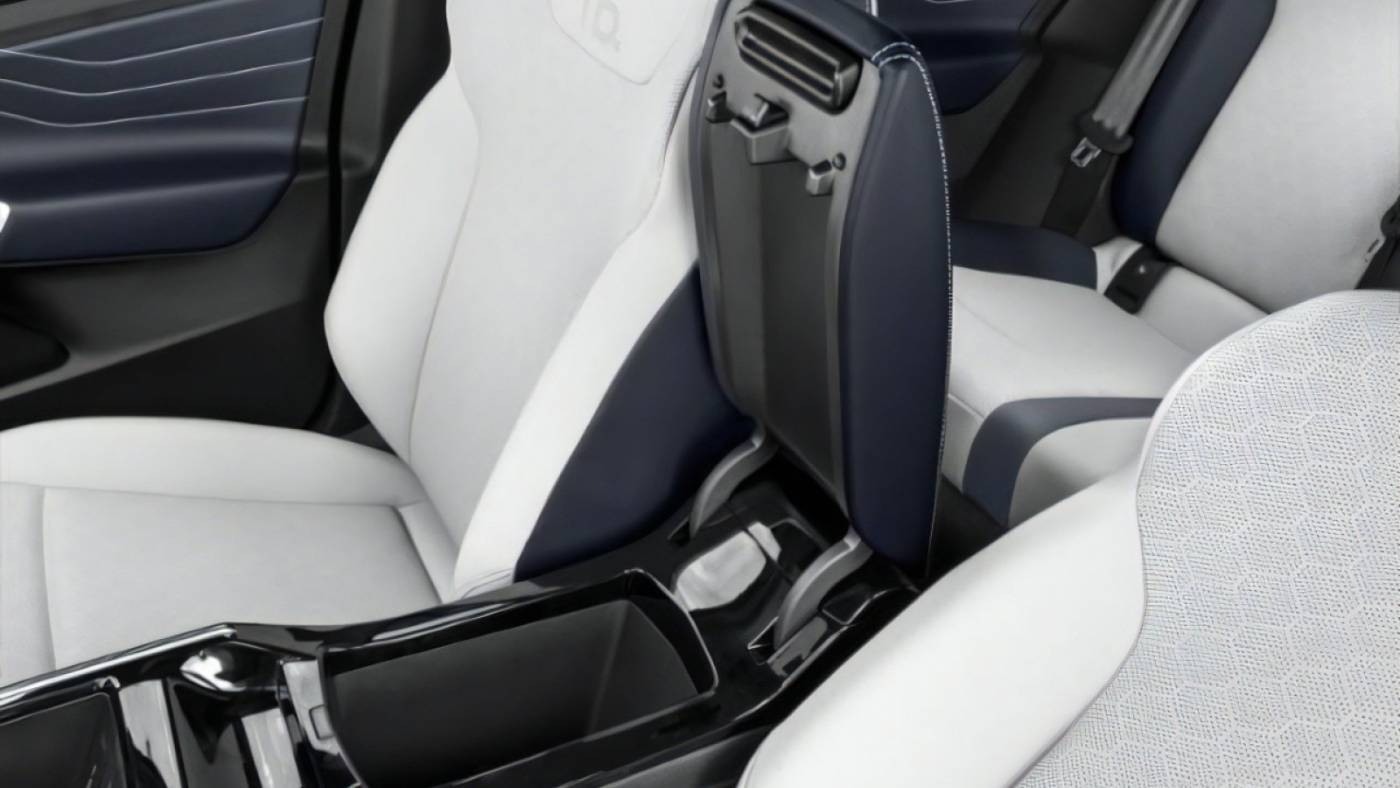 2025 Volkswagen ID.4 1V2VRPE86SC002158