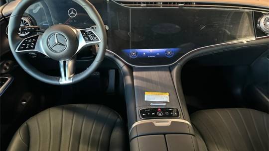 2025 Mercedes EQE SUV 4JGGM2CB8SA059673