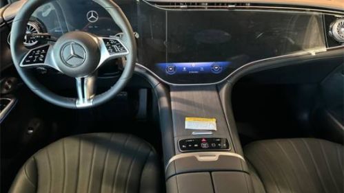 2025 Mercedes EQE SUV 4JGGM2CB8SA059673