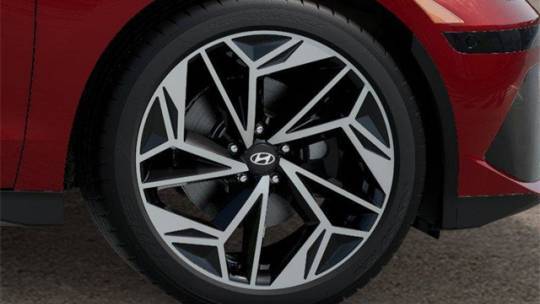 2025 Hyundai IONIQ 6 KMHM54AC6SA096423