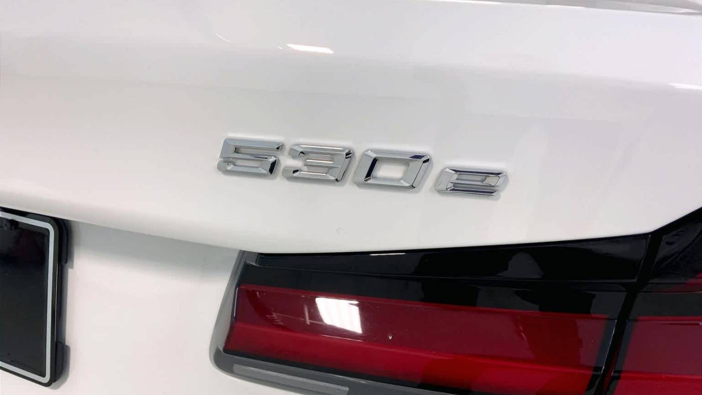 2022 BMW 5 Series WBA33AG08NCL02204