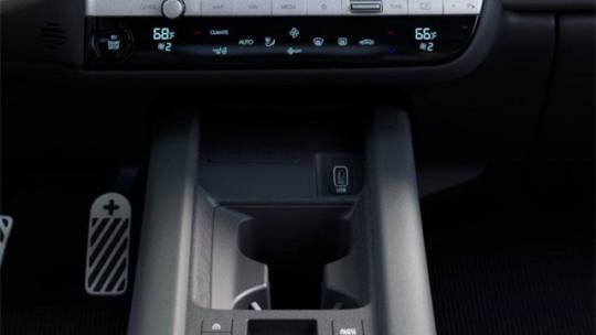 2025 Hyundai IONIQ 6 KMHM54AC6SA096423