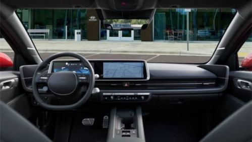 2025 Hyundai IONIQ 6 KMHM54AC6SA096423