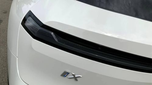 2025 BMW iX WB523CF02SCU72108