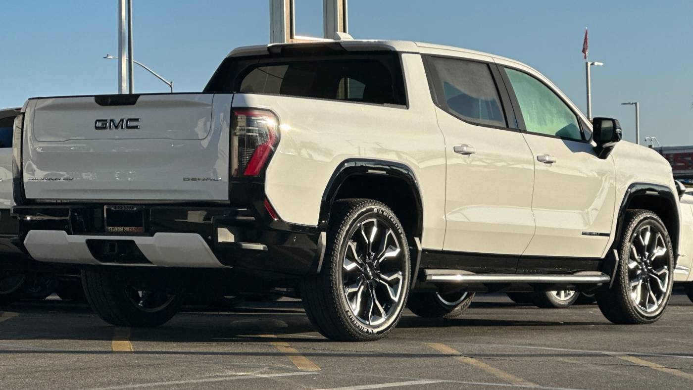 2025 GMC Sierra EV 1GT40LEL6SU100203