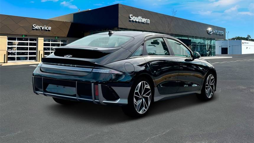 2024 Hyundai IONIQ 6 KMHM34AC1RA078959