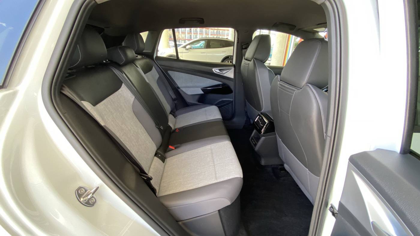 2023 Volkswagen ID.4 1V2CMPE87PC016972