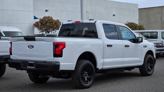 2025 Ford F-150 Lightning 1FT6W1B7XSWG01232