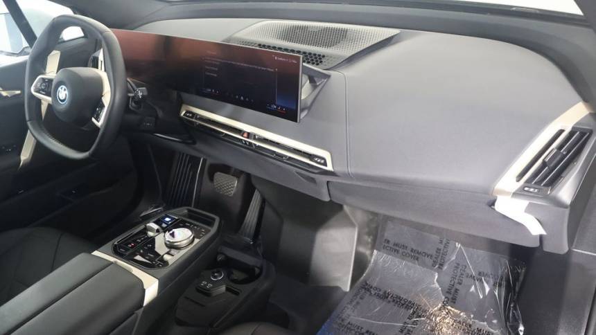 2024 BMW iX WB523CF01RCR96618