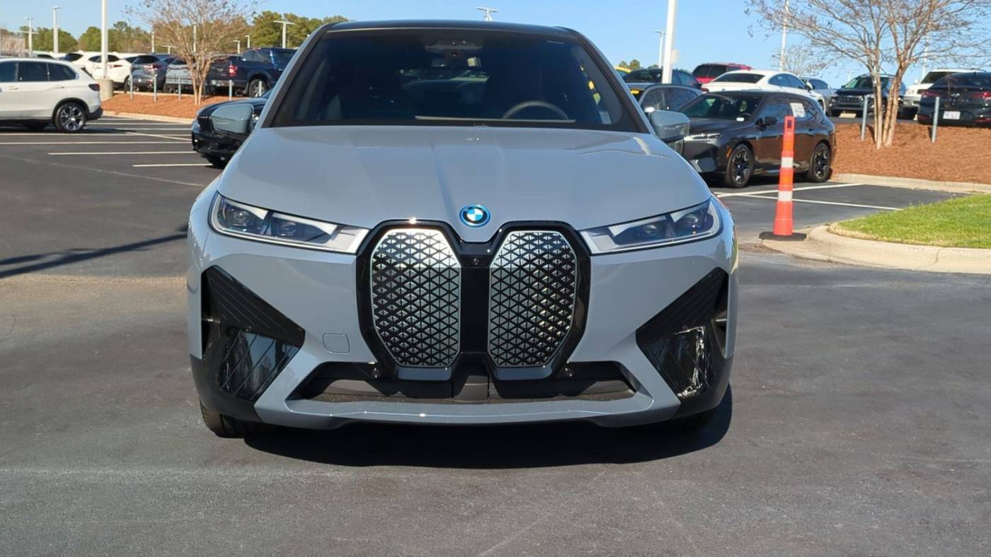 2025 BMW iX WB523CF0XSCU67321