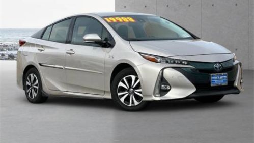 2017 Toyota Prius Prime - Images - 1