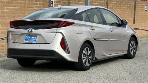 2017 Toyota Prius Prime - Images - 3