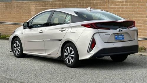 2017 Toyota Prius Prime - Images - 5