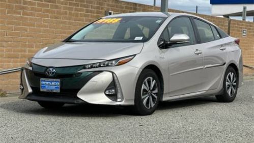 2017 Toyota Prius Prime - Images - 7