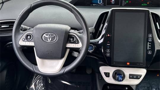 2017 Toyota Prius Prime - Images - 14