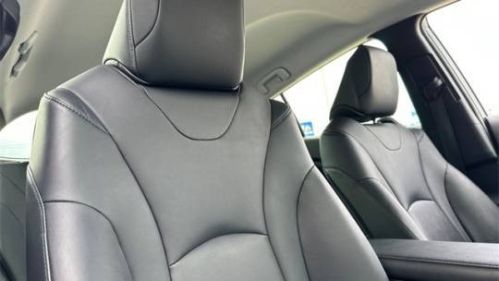 2017 Toyota Prius Prime - Images - 17