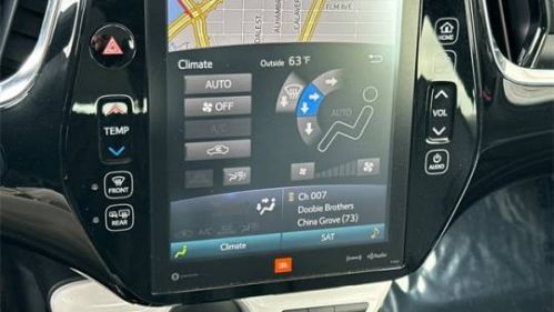 2017 Toyota Prius Prime - Images - 21