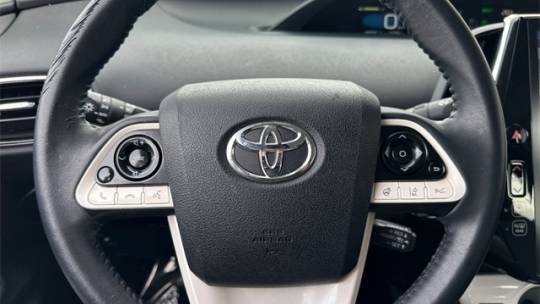 2017 Toyota Prius Prime - Images - 24