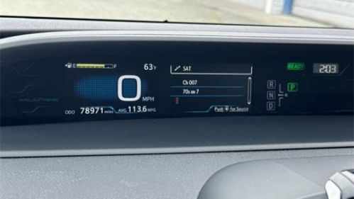 2017 Toyota Prius Prime - Images - 27