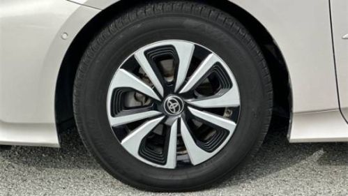 2017 Toyota Prius Prime - Images - 29