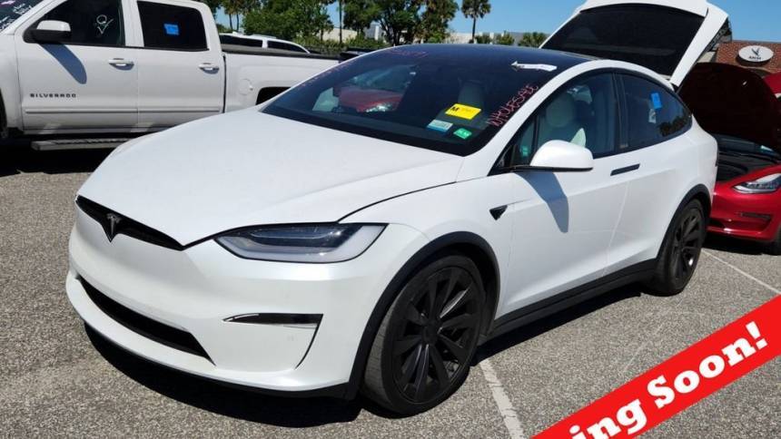 2022 Tesla Model X 7SAXCBE61NF331891