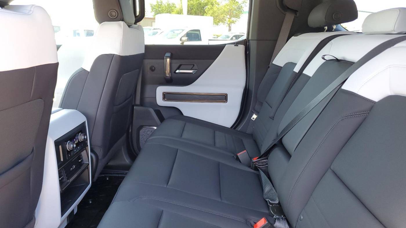2025 GMC HUMMER EV SUV 1GKT0NDE6SU116223