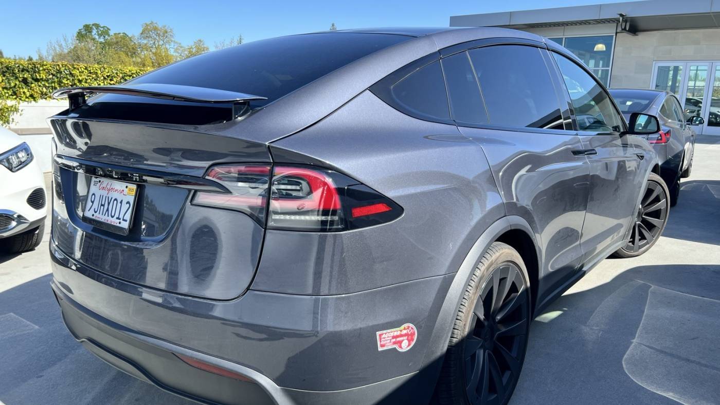 2023 Tesla Model X 7SAXCDE52PF388820