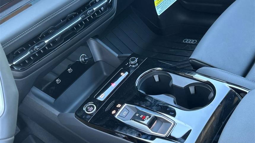 2025 Audi Q6 e-tron WA124BGF2SA015464