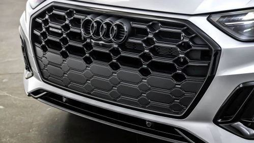 2025 Audi Q5 WA1E2AFY8S2059821