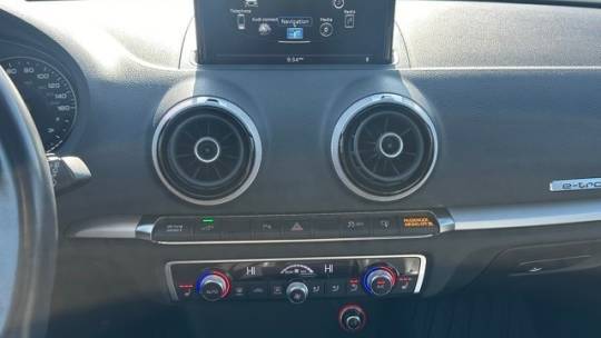 2016 Audi A3 Sportback e-tron WAUUPBFF8GA071808