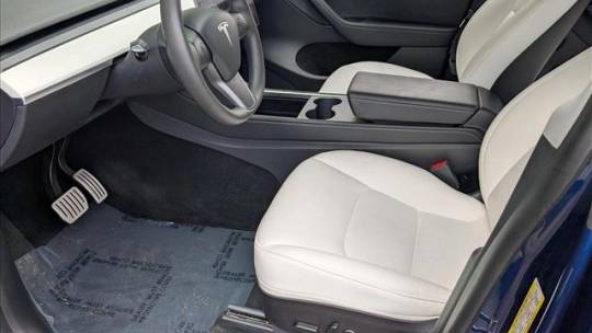2022 Tesla Model Y 7SAYGDEF7NF540590