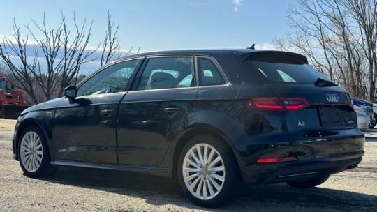 2016 Audi A3 Sportback e-tron - Images - 5