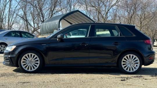 2016 Audi A3 Sportback e-tron - Images - 6