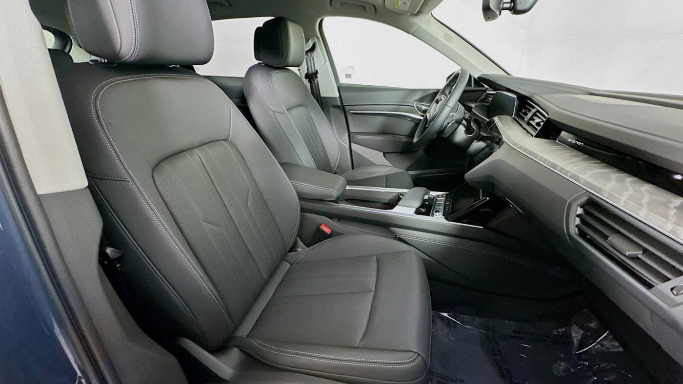 2024 Audi Q8 e-tron WA15AAGE0RB066795