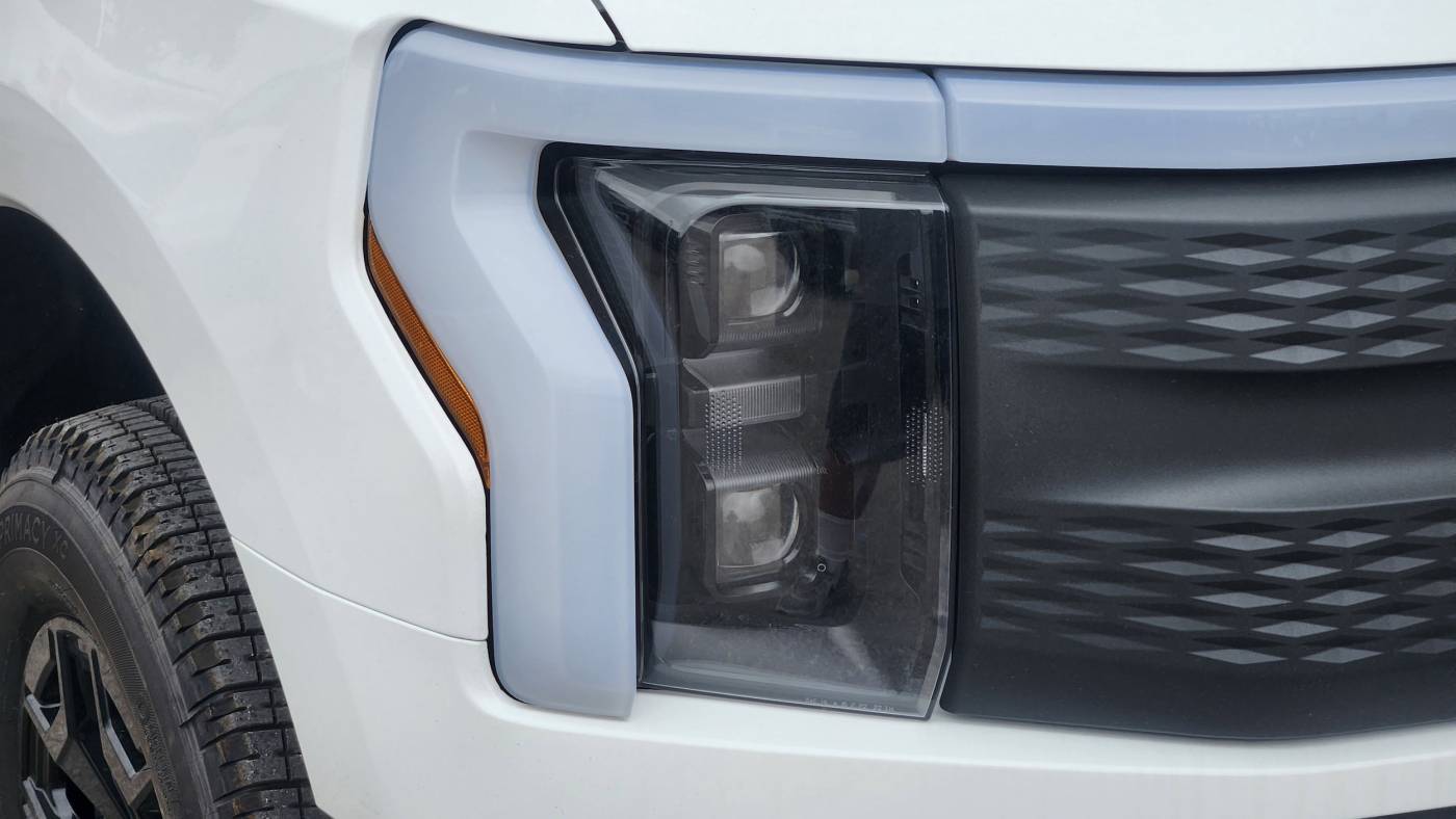 2025 Ford F-150 Lightning 1FTVW3LK6SWG01030