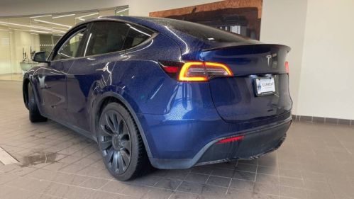 2022 Tesla Model Y 7SAYGDEF3NF373354