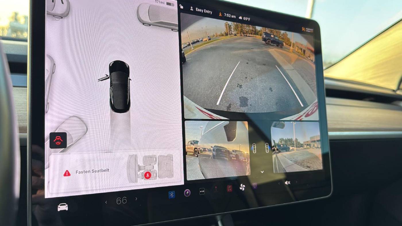 2018 Tesla Model 3 5YJ3E1EB2JF186853