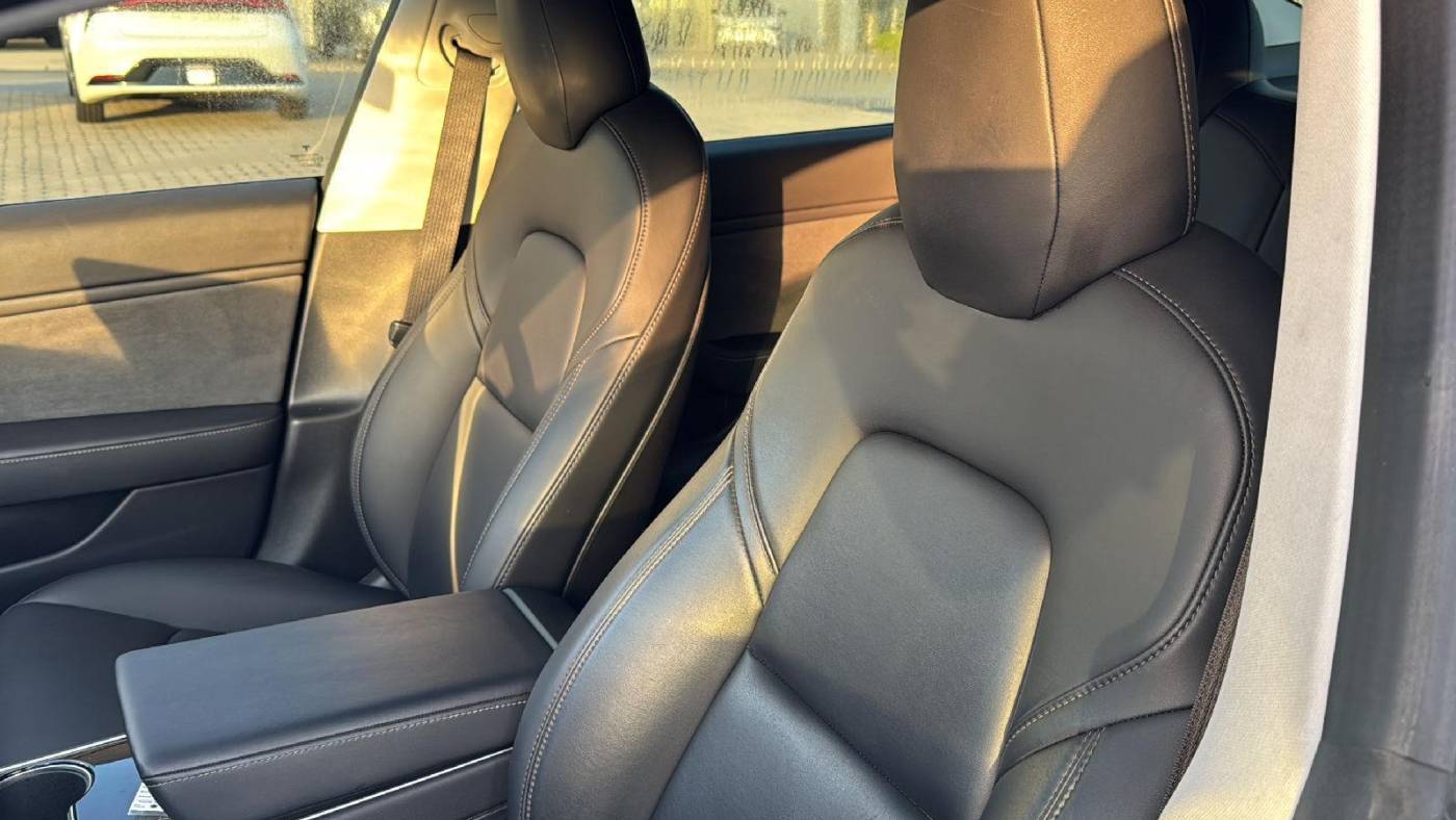 2018 Tesla Model 3 5YJ3E1EB2JF186853