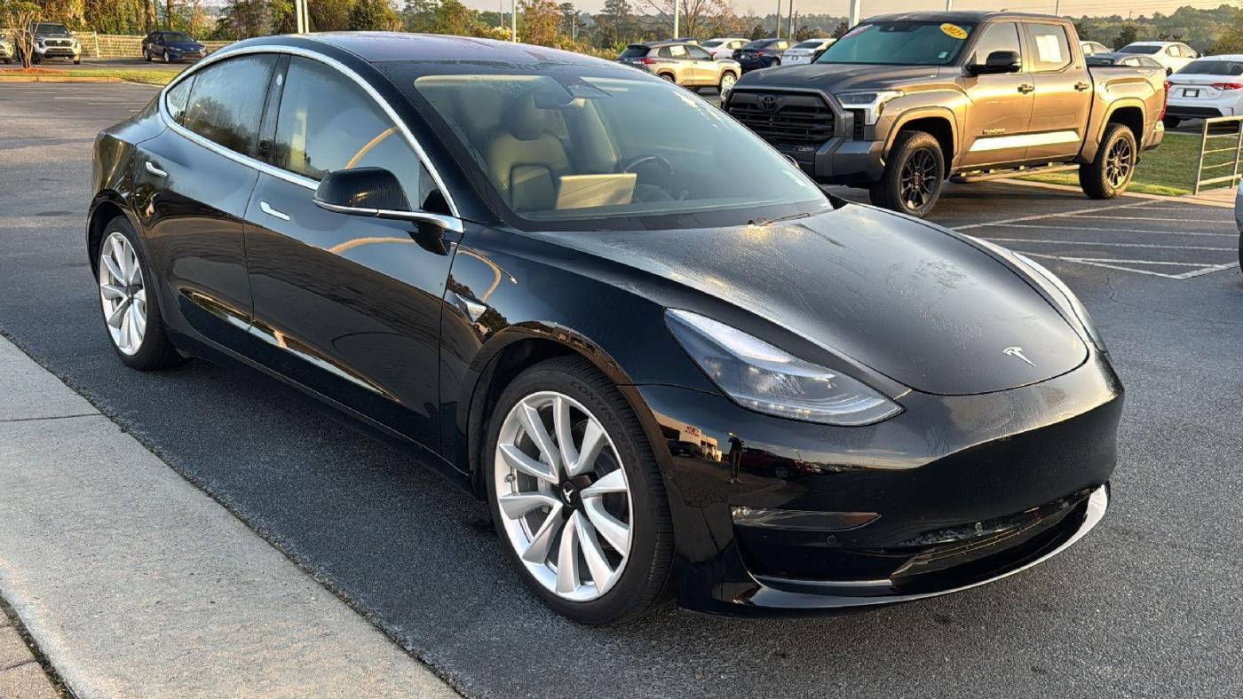 2018 Tesla Model 3 5YJ3E1EB2JF186853
