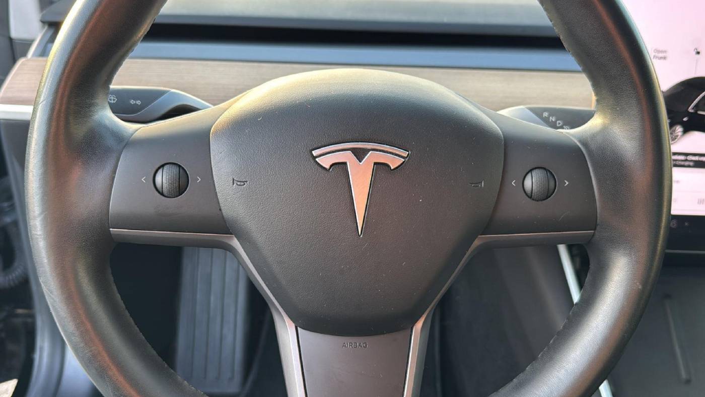 2018 Tesla Model 3 5YJ3E1EB2JF186853